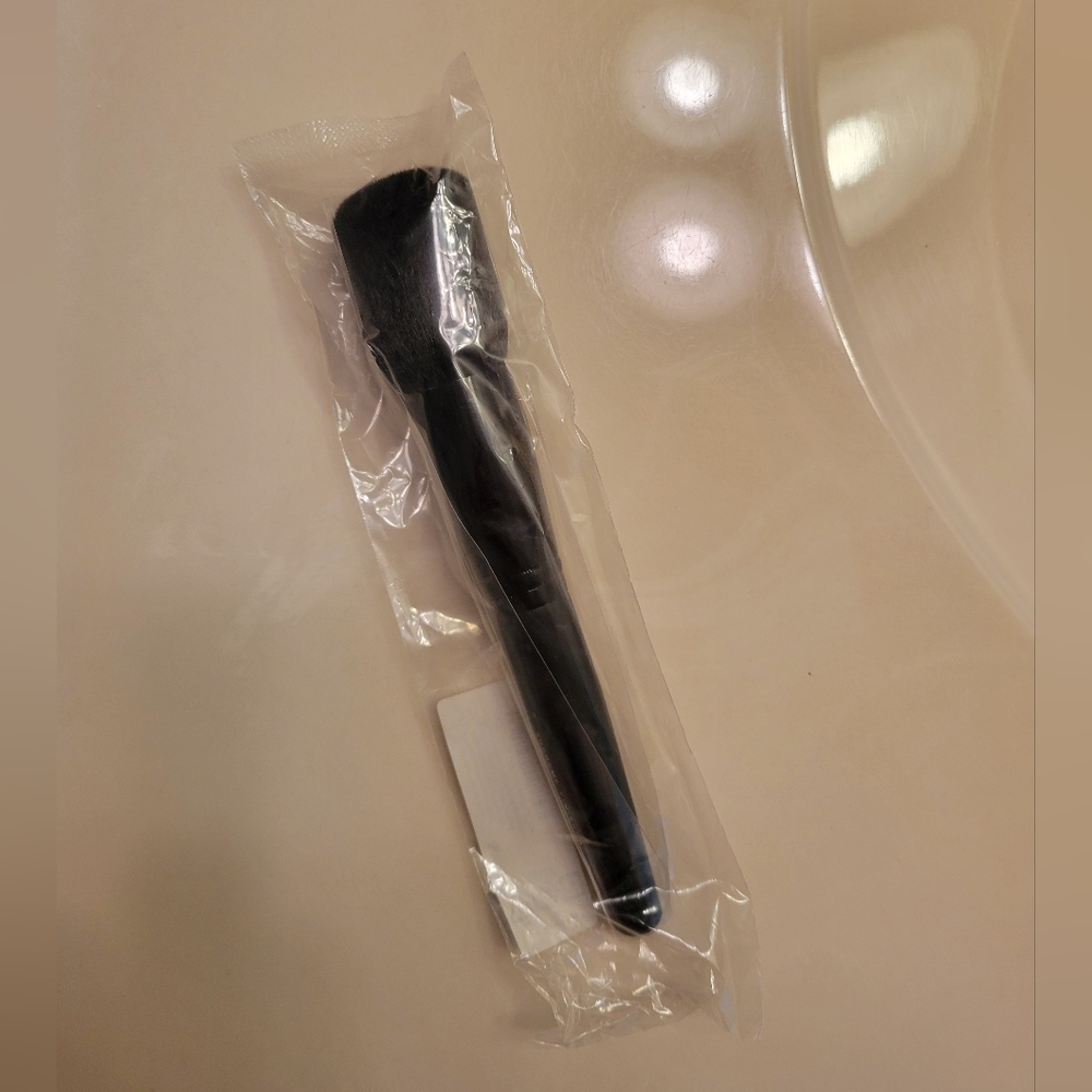Bareminerals Supreme Finisher Brush